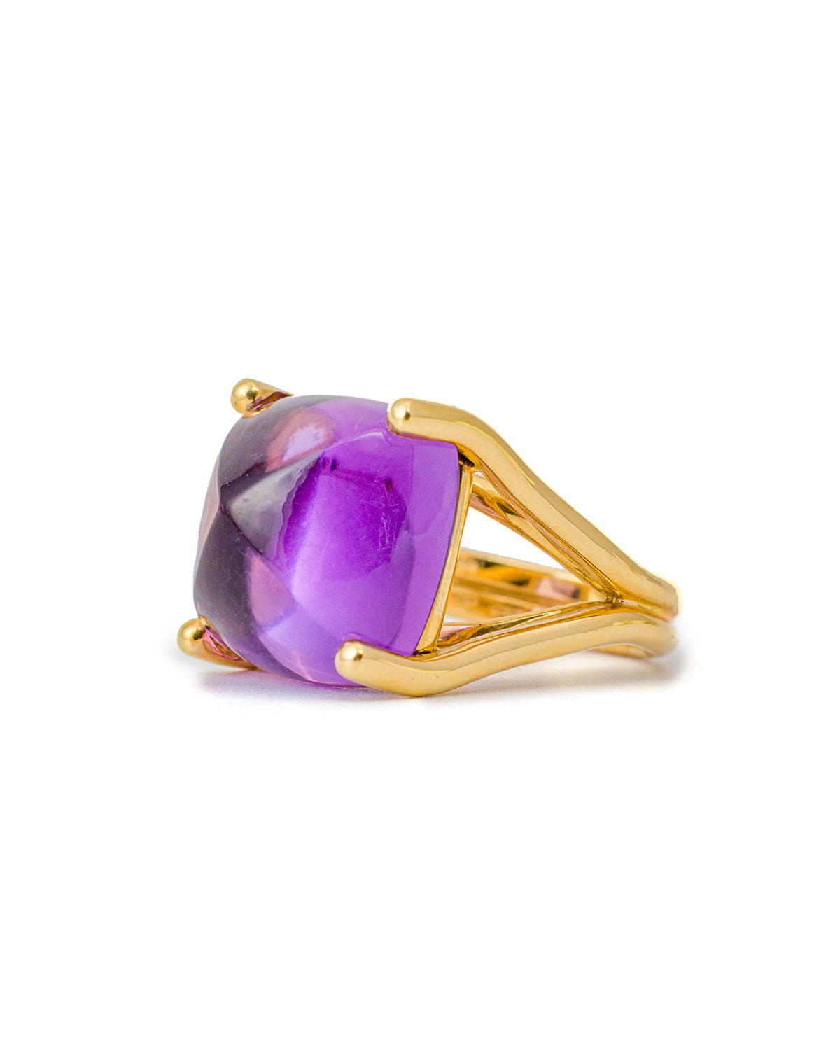 Stone on Wire Ring with a 27.61 carats Sugarloaf Cabochon Amethyst
