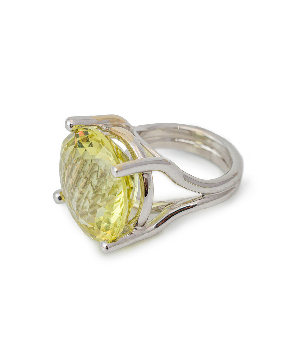 Stone on Wire Ring with a Round 26.30 carats Lemon Quartz